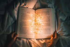 is white or warm light better for reading