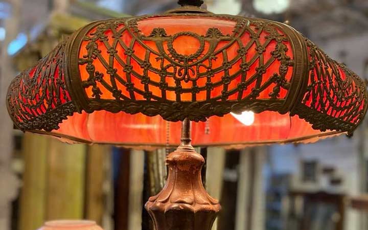 what are some popular nouveau lamp materials and finishes