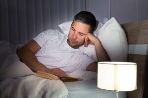 benefits of table lamp for bedside reading