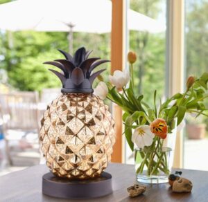 crystal pineapple lamp