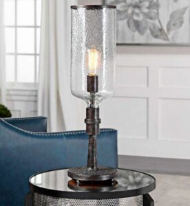 features of hurricane lamps